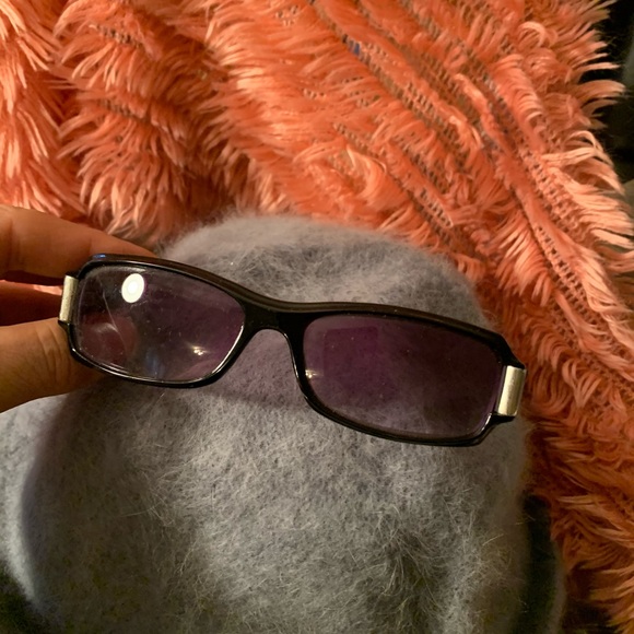 Sunglasses - Picture 4 of 7